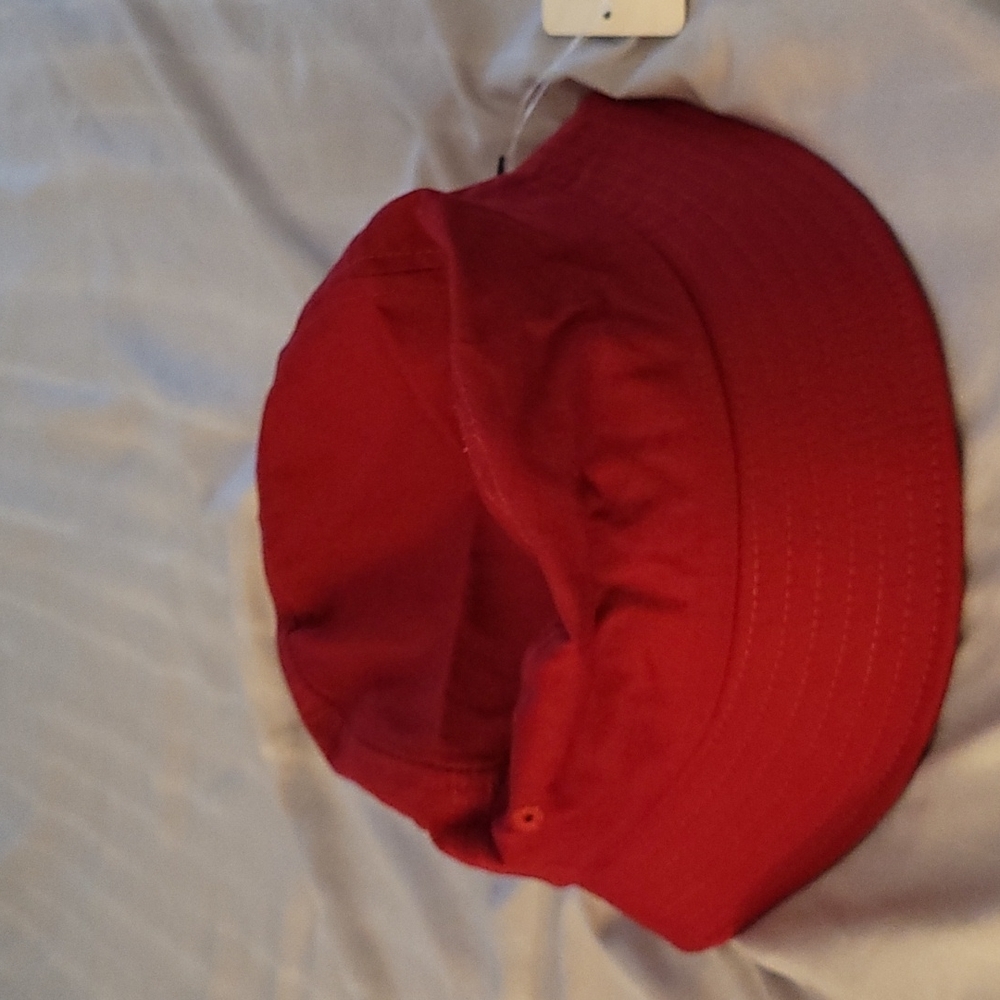 Fabletics Bucket Hat, Color red, Size 0/S - Picture 4 of 8
